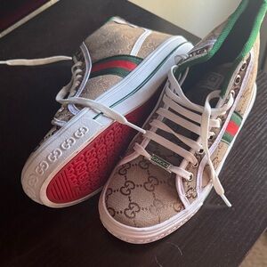 Gucci Beige Ankle Boots with Green and Red Stripes